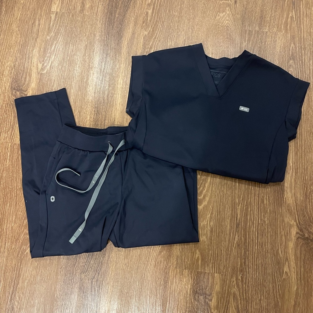 Figs FORMx Scrub Set